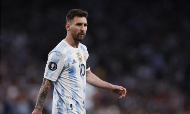 真的爆雷了，卖房子的大V自己也栽了，房子被拍卖